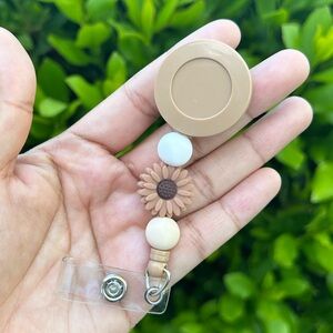 Sunflower 🌻 Badge Reel